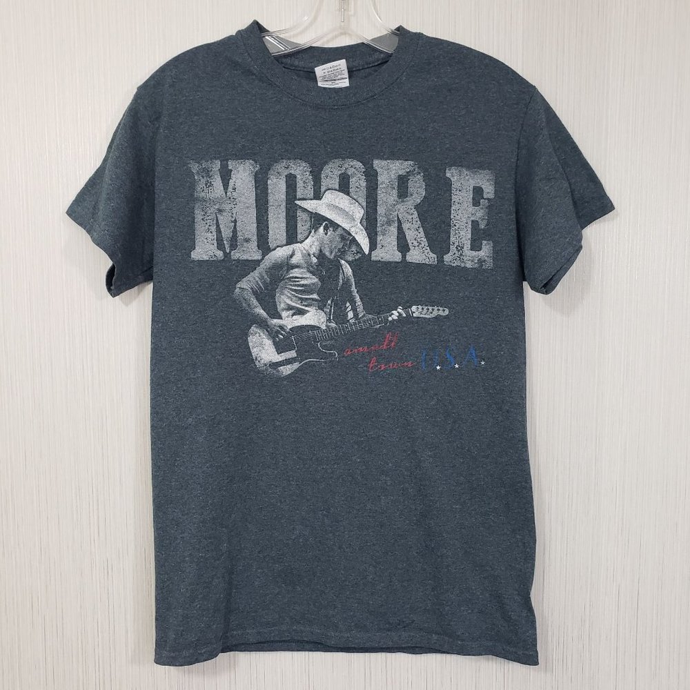 Gildan Justin Moore small town U.S.A. graphic front & back t-shirt womans size s